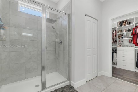 House in Lake Worth, Florida 3 bedrooms, 175.12 sq.m. № 2000766 - photo 25