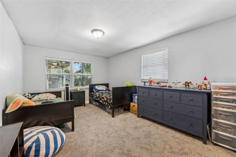 House in Tampa, Florida 4 bedrooms, 199.83 sq.m. № 1820578 - photo 26