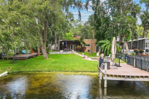 House in Tampa, Florida 4 bedrooms, 199.83 sq.m. № 1820578 - photo 6