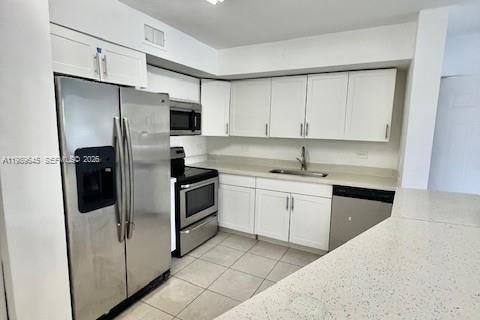 Copropriété à vendre à Hollywood, Floride: 2 chambres, 69.58 m2 № 2255418 - photo 3