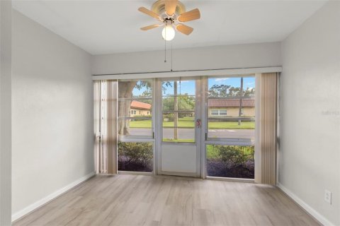 Copropriété à vendre à Dunedin, Floride: 2 chambres, 95.22 m2 № 1901296 - photo 15