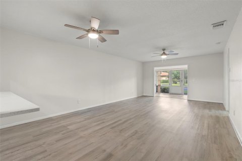 Copropriété à vendre à Dunedin, Floride: 2 chambres, 95.22 m2 № 1901296 - photo 12