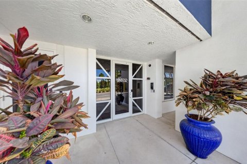 Condominio en venta en Sarasota, Florida, 2 dormitorios, 180.23 m2 № 2409803 - foto 2