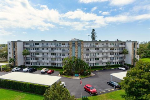 Condominio en venta en Bradenton, Florida, 1 dormitorio, 69.68 m2 № 1580457 - foto 24