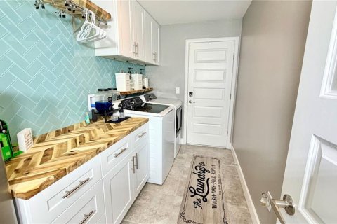Villa ou maison à vendre à Auburndale, Floride: 3 chambres, 197.51 m2 № 2095859 - photo 20
