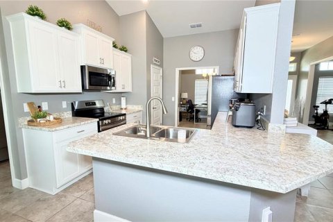Villa ou maison à vendre à Auburndale, Floride: 3 chambres, 197.51 m2 № 2095859 - photo 15