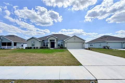 Villa ou maison à vendre à Auburndale, Floride: 3 chambres, 197.51 m2 № 2095859 - photo 2