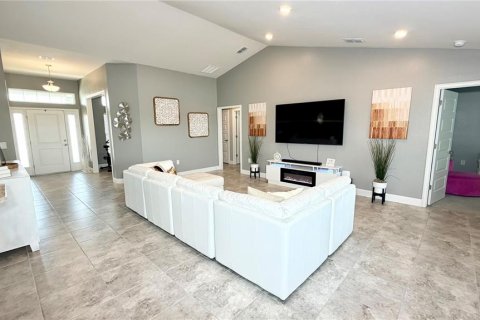 Villa ou maison à vendre à Auburndale, Floride: 3 chambres, 197.51 m2 № 2095859 - photo 10