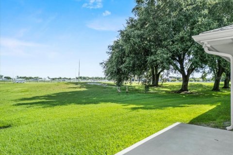 House in Winter Haven, Florida 3 bedrooms, 200.58 sq.m. № 1843863 - photo 25