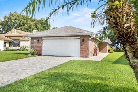 House in Winter Haven, Florida 3 bedrooms, 200.58 sq.m. № 1843863 - photo 30