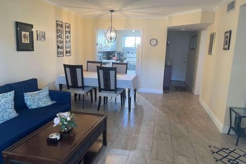 Condominio en venta en Lake Worth, Florida, 2 dormitorios, 83.05 m2 № 2180532 - foto 8