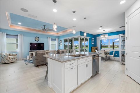Villa ou maison à vendre à Land O' Lakes, Floride: 2 chambres, 175.49 m2 № 2285259 - photo 15