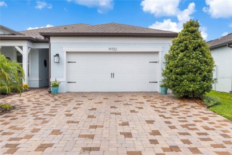 Villa ou maison à vendre à Land O' Lakes, Floride: 2 chambres, 175.49 m2 № 2285259 - photo 6