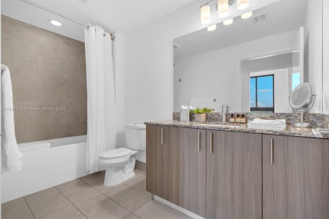 Copropriété à vendre à Doral, Floride: 3 chambres, 128.11 m2 № 1814402 - photo 14