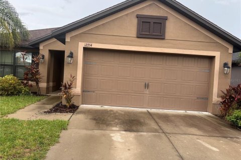 Casa en alquiler en Riverview, Florida, 3 dormitorios, 171.31 m2 № 2110831 - foto 2