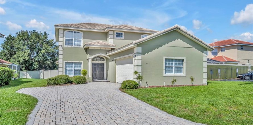 Villa ou maison à Davenport, Floride 6 chambres, 223.71 m2 № 1918108