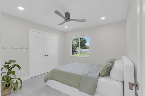 Купить виллу или дом в Хомстед, Флорида 4 спальни, 221.66м2, № 1922218 - фото 24