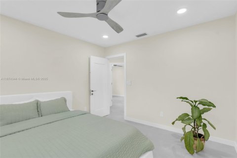 Купить виллу или дом в Хомстед, Флорида 4 спальни, 221.66м2, № 1922218 - фото 25