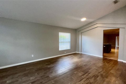 Villa ou maison à louer à Kissimmee, Floride: 4 chambres, 178.84 m2 № 1919253 - photo 2