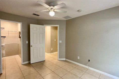 Villa ou maison à louer à Kissimmee, Floride: 4 chambres, 178.84 m2 № 1919253 - photo 11