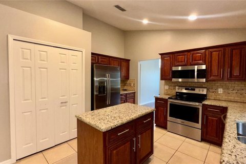 Villa ou maison à louer à Kissimmee, Floride: 4 chambres, 178.84 m2 № 1919253 - photo 6