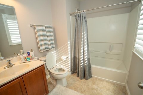 House in Orlando, Florida 4 bedrooms, 244.8 sq.m. № 1675854 - photo 20