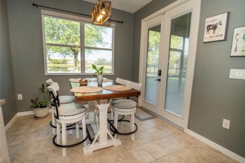 House in Orlando, Florida 4 bedrooms, 244.8 sq.m. № 1675854 - photo 13