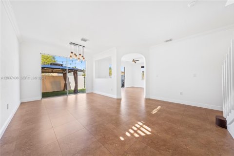 Touwnhouse à vendre à Homestead, Floride: 4 chambres, 170.66 m2 № 2154224 - photo 4