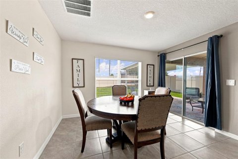 Villa ou maison à vendre à Spring Hill, Floride: 3 chambres, 157.75 m2 № 2356359 - photo 17