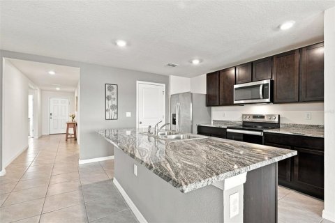 Villa ou maison à vendre à Spring Hill, Floride: 3 chambres, 157.75 m2 № 2356359 - photo 10