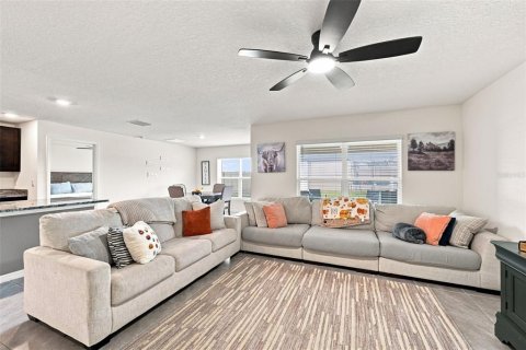 Villa ou maison à vendre à Spring Hill, Floride: 3 chambres, 157.75 m2 № 2356359 - photo 6