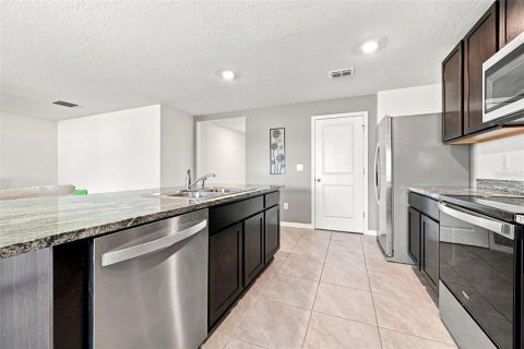 Villa ou maison à vendre à Spring Hill, Floride: 3 chambres, 157.75 m2 № 2356359 - photo 12