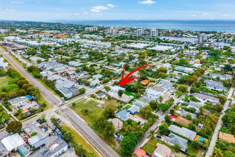 House in Delray Beach, Florida 3 bedrooms, 171.87 sq.m. № 2088045 - photo 19