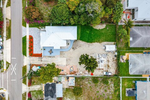 House in Delray Beach, Florida 3 bedrooms, 171.87 sq.m. № 2088045 - photo 20