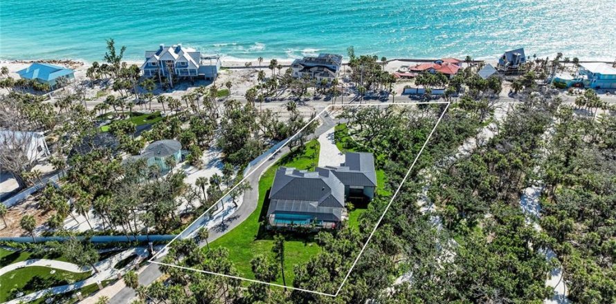 Villa ou maison à Englewood, Floride 5 chambres, 223.99 m2 № 1749266