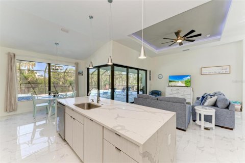 Villa ou maison à louer à Englewood, Floride: 5 chambres, 223.99 m2 № 1749266 - photo 11