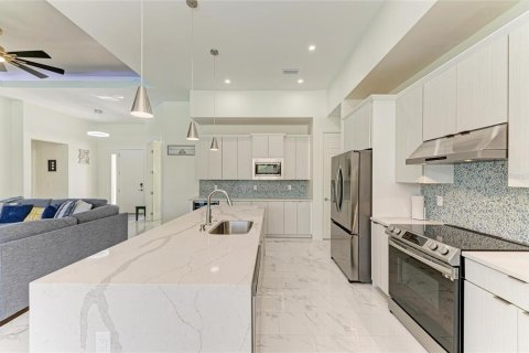 Villa ou maison à louer à Englewood, Floride: 5 chambres, 223.99 m2 № 1749266 - photo 20