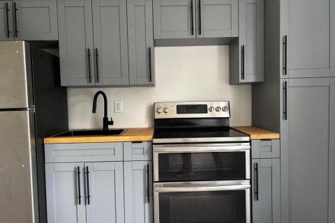 Villa ou maison à Riviera Beach, Floride 2 chambres, 161.84 m2 № 2368421