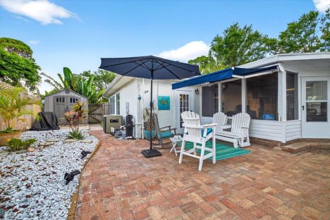 House in Saint Petersburg, Florida 3 bedrooms, 153.66 sq.m. № 1879429 - photo 29