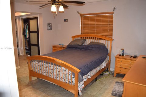 Casa en venta en Hollywood, Florida, 3 dormitorios, 199.46 m2 № 2078950 - foto 20