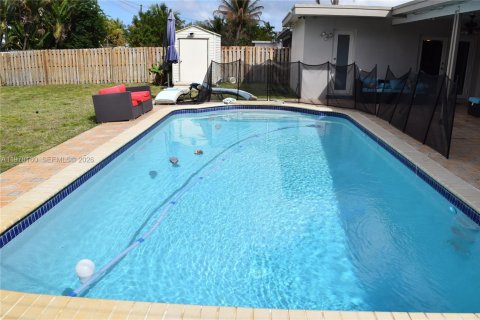 Casa en venta en Hollywood, Florida, 3 dormitorios, 199.46 m2 № 2078950 - foto 30