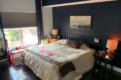 House in Orlando, Florida 3 bedrooms, 112.78 sq.m. № 1899773 - photo 5