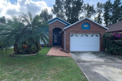 House in Orlando, Florida 3 bedrooms, 112.78 sq.m. № 1899773 - photo 1