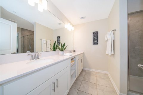 Купить кондоминиум в Киссимми, Флорида 6 комнат, 123.47м2, № 2144059 - фото 13