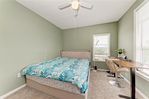 Condo in Bradenton, Florida, 2 bedrooms № 2095540 - photo 23