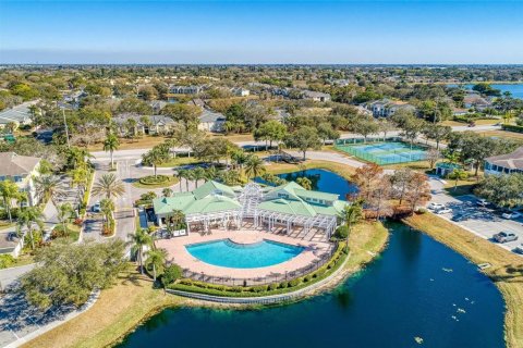 Condo in Bradenton, Florida, 2 bedrooms № 2095540 - photo 2