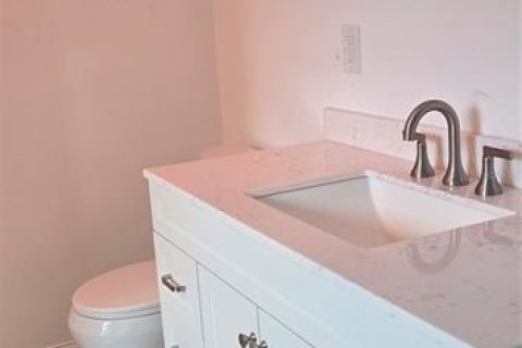 Casa en venta en Okeechobee, Florida, 3 dormitorios, 129.88 m2 № 1609813 - foto 11