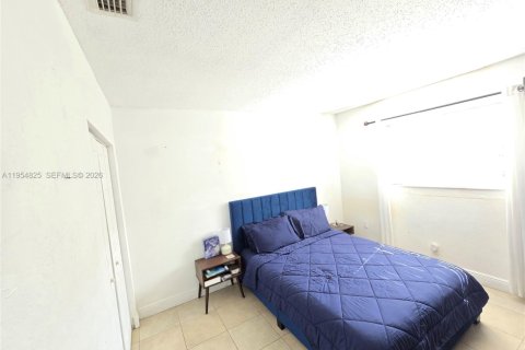 Condominio en venta en Oakland Park, Florida, 2 dormitorios, 60.39 m2 № 2010533 - foto 29