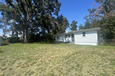 House in Tampa, Florida 4 bedrooms, 121.52 sq.m. № 2226074 - photo 26
