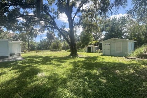 House in Tampa, Florida 4 bedrooms, 121.52 sq.m. № 2226074 - photo 27
